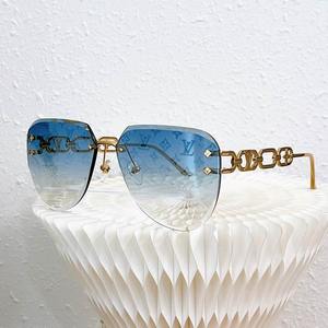 Louis Vuitton Sunglasses 1784